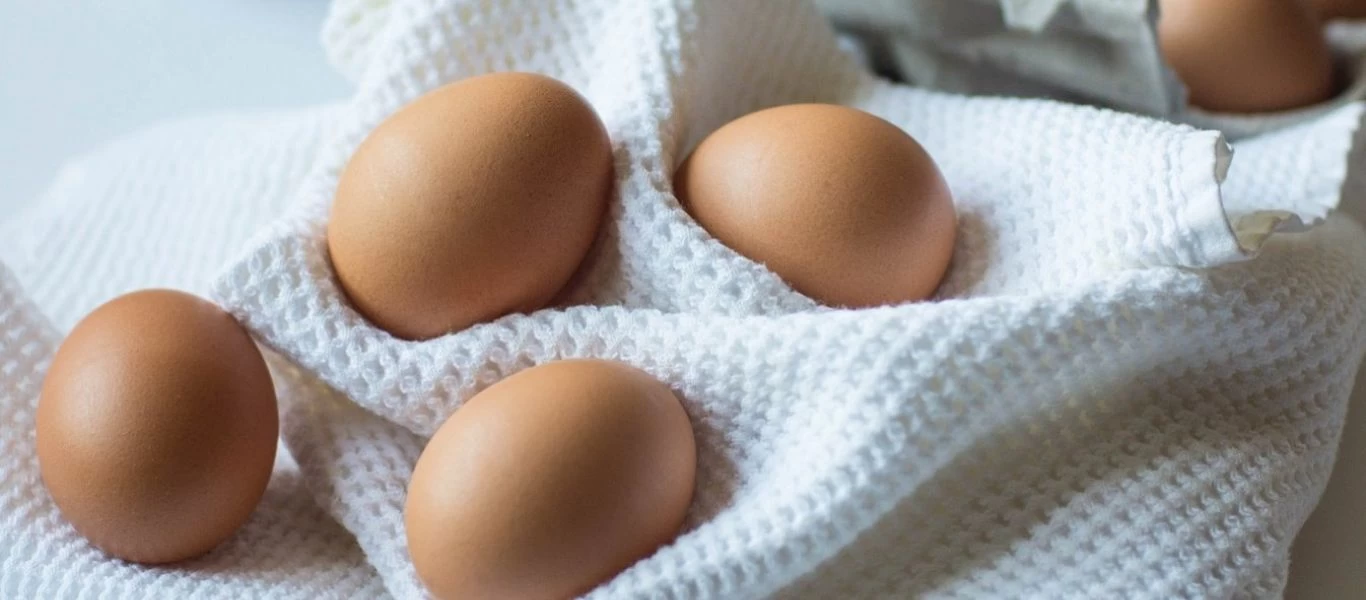 Έτσι θα ξεχωρίσετε αν ένα αυγό είναι φρέσκο